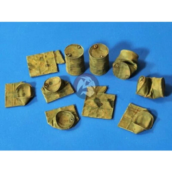 1/35 Military Crushed Fuel Barrels, Resin Model Accessory Kit, Military Theme, Unpainted