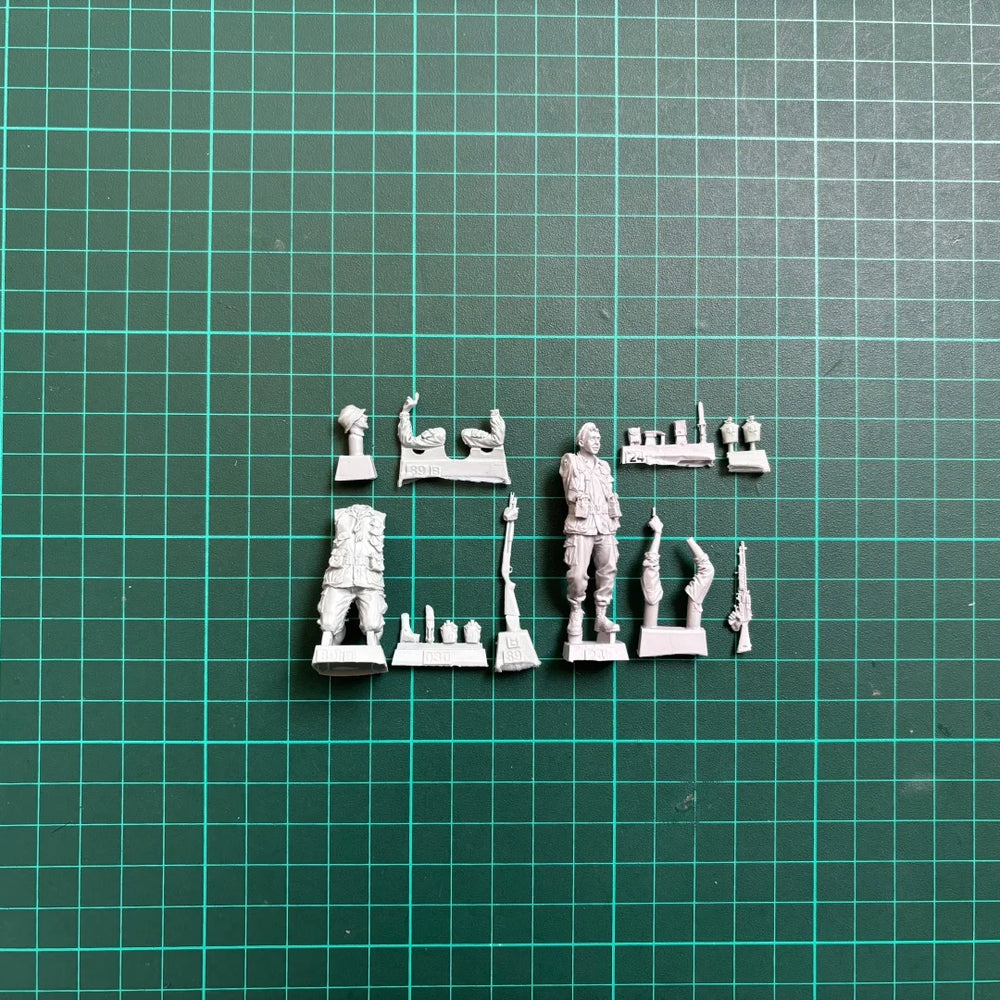 1/35 Modern Navy SEAL Operators, 6 Figures, Resin Model Figure Kit, Unassembled and Unpainted