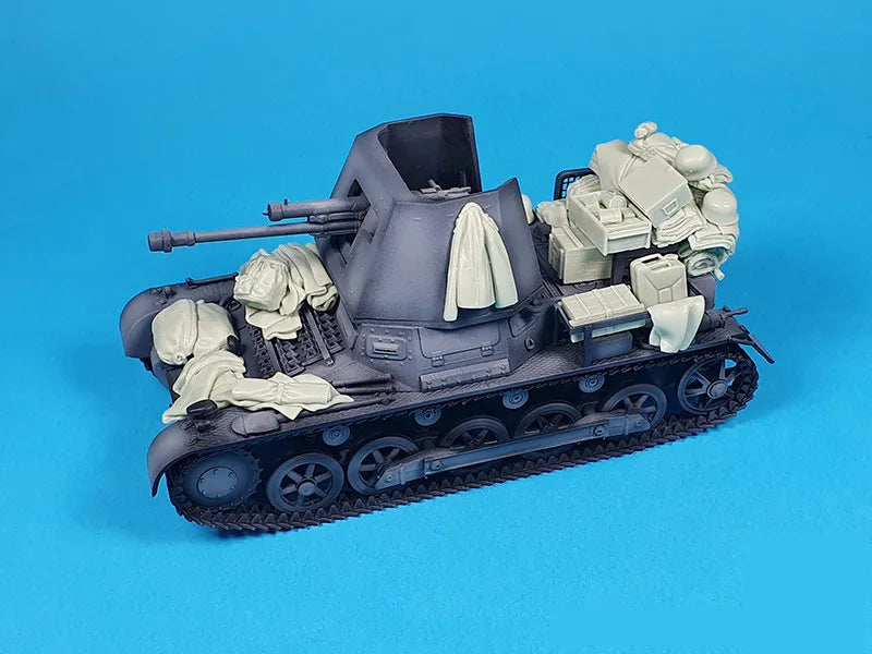 1/35 WWII German Tank Destroyer, 14 Figures, Resin Model Vehicle Kit, Unassembled and Unpainted