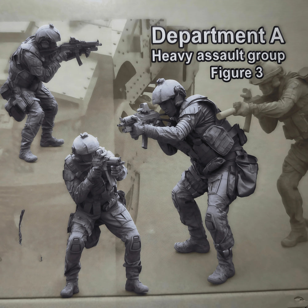 1/35 Modern Tactical Assault Team, 3 Figures, Resin Model Figure Kit, Unassembled and Unpainted