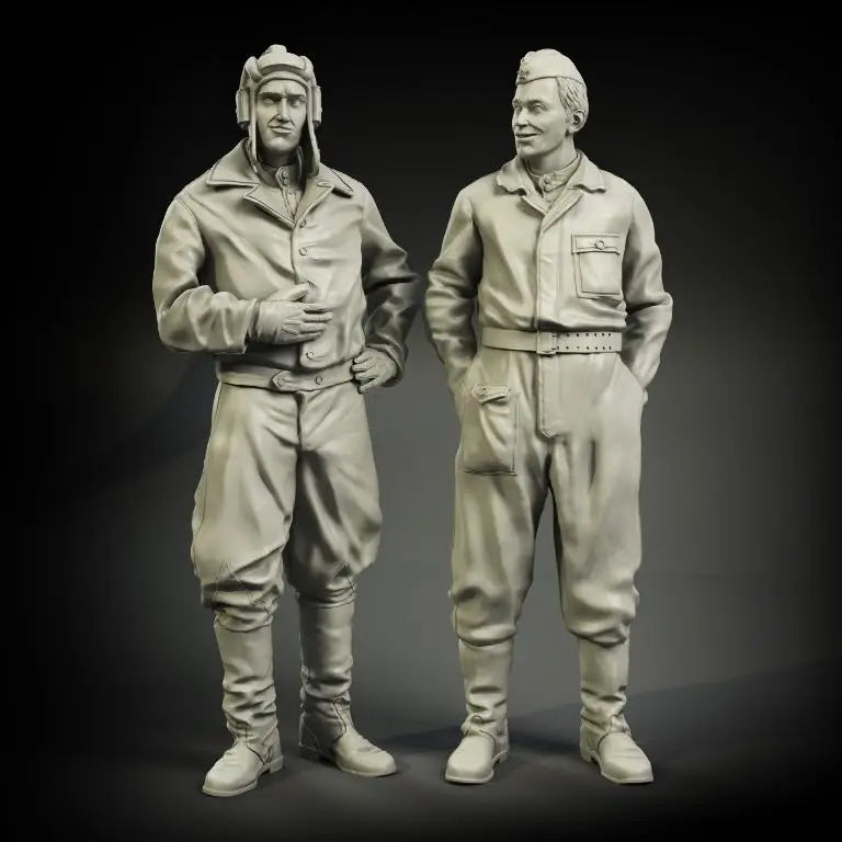 1/35 WWII Aviators in Flight Suits, 3 Figures, Resin Model Figure Kit, Unassembled and Unpainted