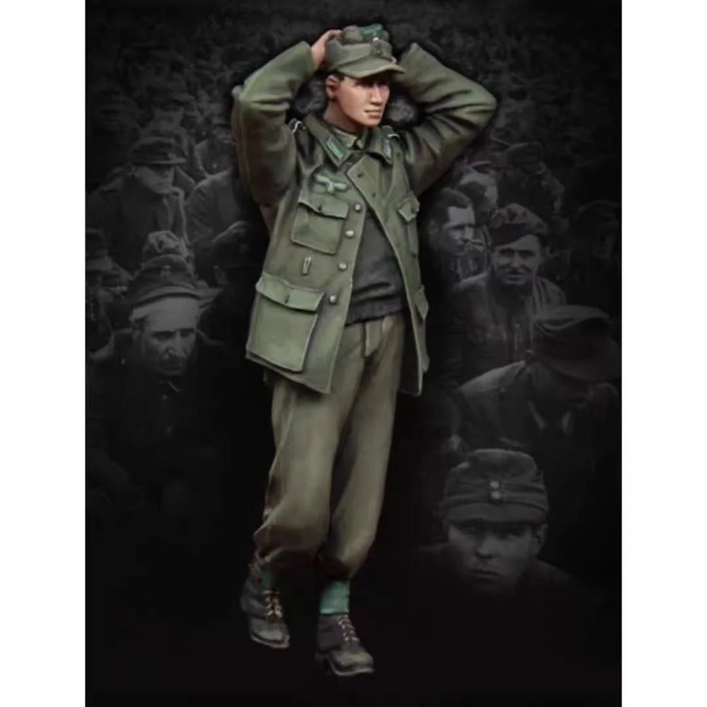 1/35 WWII Soldier with Uniform and Puttees, Resin Model Figure Kit, Unassembled and Unpainted