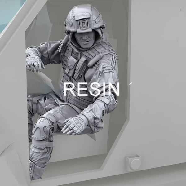 1/35 Modern Russian Soldier in Tactical Gear, Resin Model Figure Kit, Unassembled and Unpainted