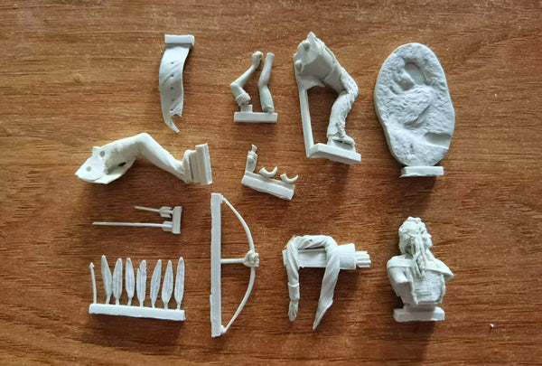 1/24 Horned Archer with Feathered Beast Base, Resin Model Figure Kit, Fantasy Theme, Unassembled and Unpainted