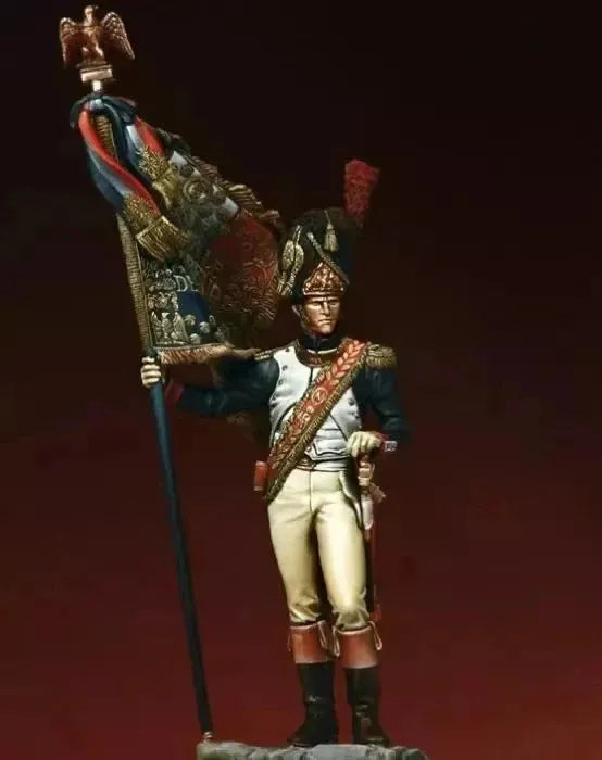1/24 Napoleonic French Officer with Eagle Standard, Resin Model Figure Kit, Unassembled and Unpainted
