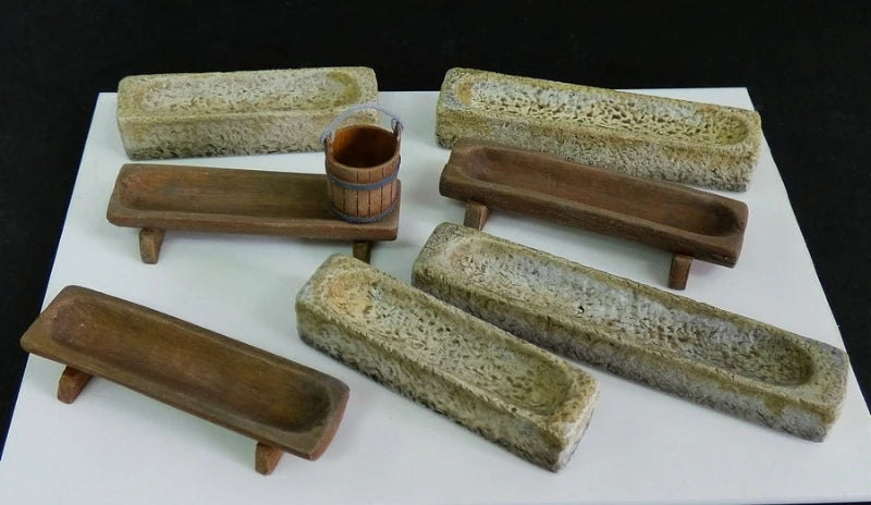 1/35 Wooden & Stone Feed-Troughs, Resin Model Terrain Kit, Historical Theme, Unpainted