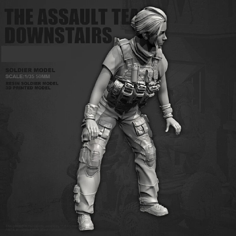 1/35 Modern Female Assault Operator in Tactical Vest, Resin Model Figure Kit, Unassembled and Unpainted