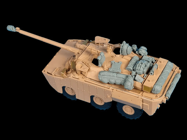 Modern French AMX-10 RCR Armored Car with Crew 1/35 Resin Vehicle Kit