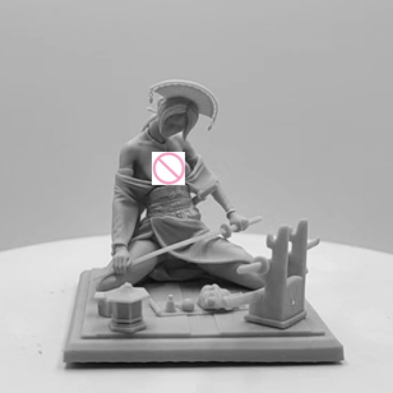 1/24 Medieval Japanese Female Samurai, Resin Model Figure Kit, Unassembled and Unpainted