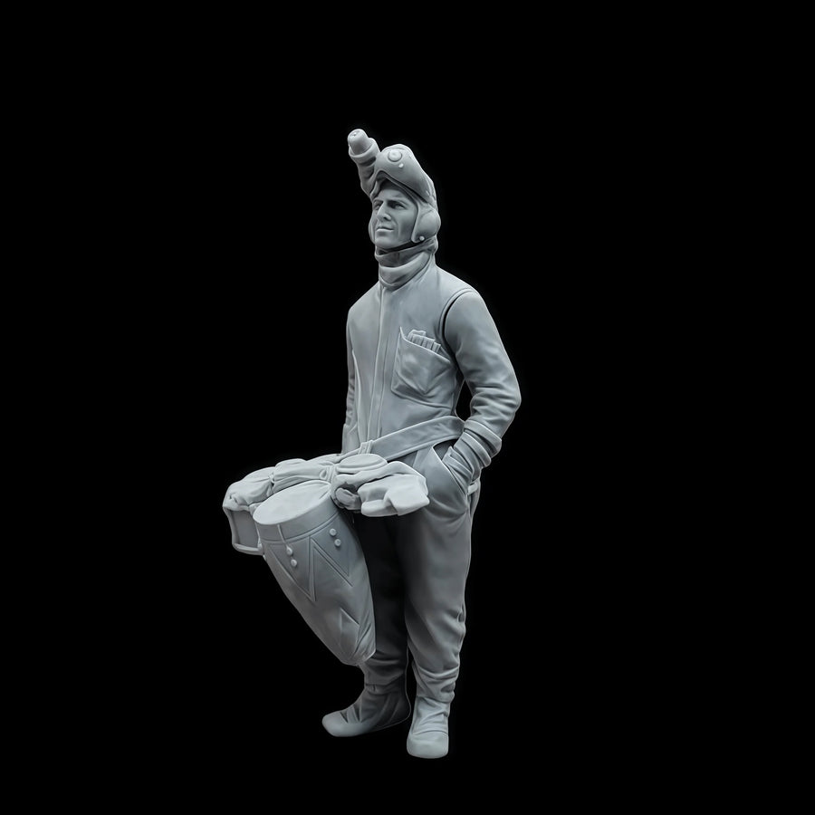Napoleonic French Band Drummer with Snare & Bass Drums 1/20 Resin Figure Kit - resin model view 3