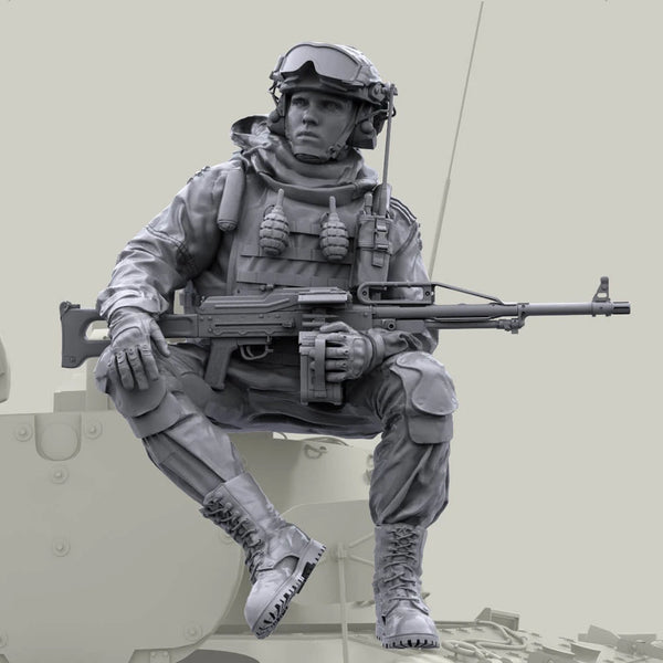1/35 Modern Russian Machine Gunner with Pecheneg MG, Resin Model Figure Kit, Unassembled and Unpainted