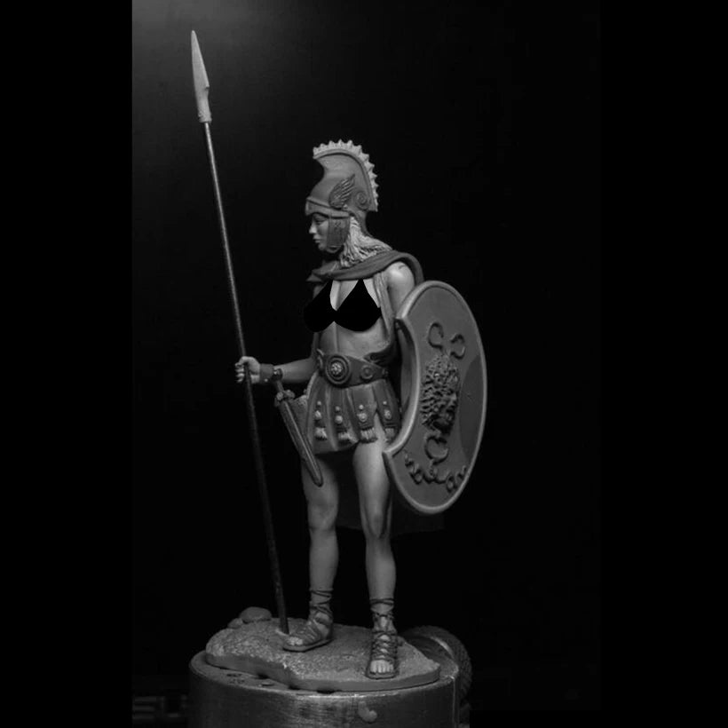 1/24 Amazonian Warrior with Crested Helm, Resin Model Figure Kit, Fantasy Theme, Unassembled and Unpainted