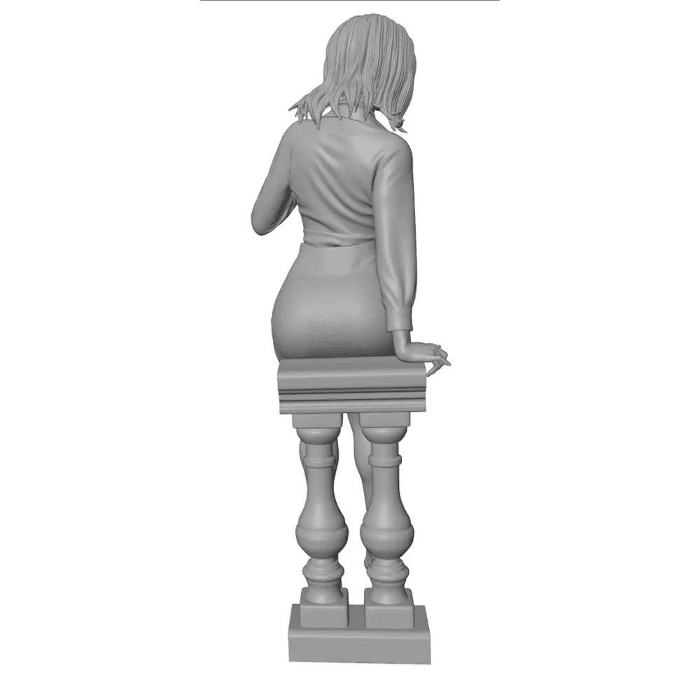 1/24 Female on Pedestal, Resin Model Figure Kit, Unassembled and Unpainted