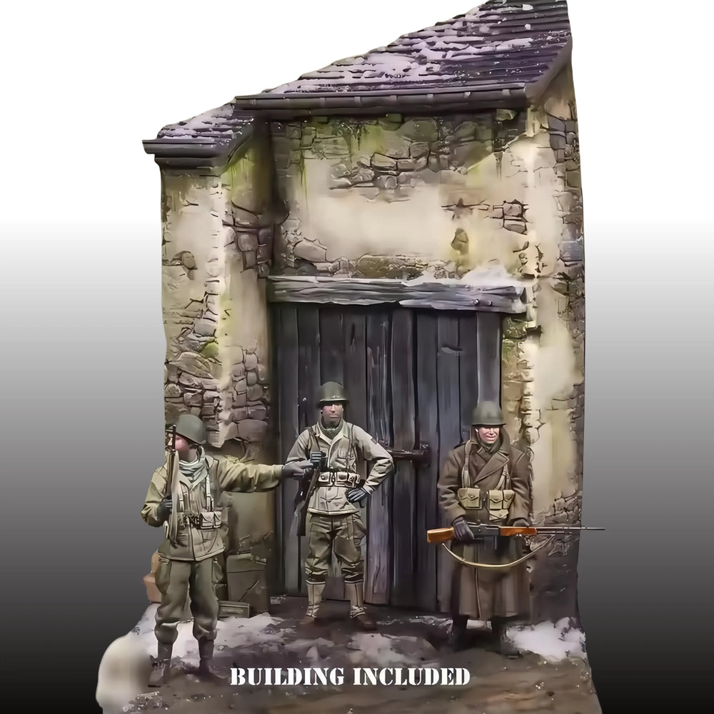 1/35 WWII Soldiers with European Village, 6 Figures, Resin Model Figure Kit, Unassembled and Unpainted