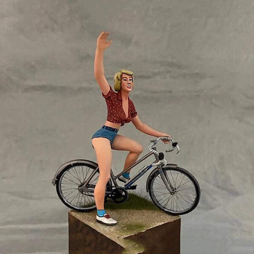 1/22 Female Pinup, Resin Model Figure Kit, Unassembled and Unpainted