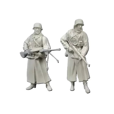 1/35 WWII German Infantry in Winter Greatcoat, 2 Figures, Resin Model Figure Kit, Unassembled and Unpainted
