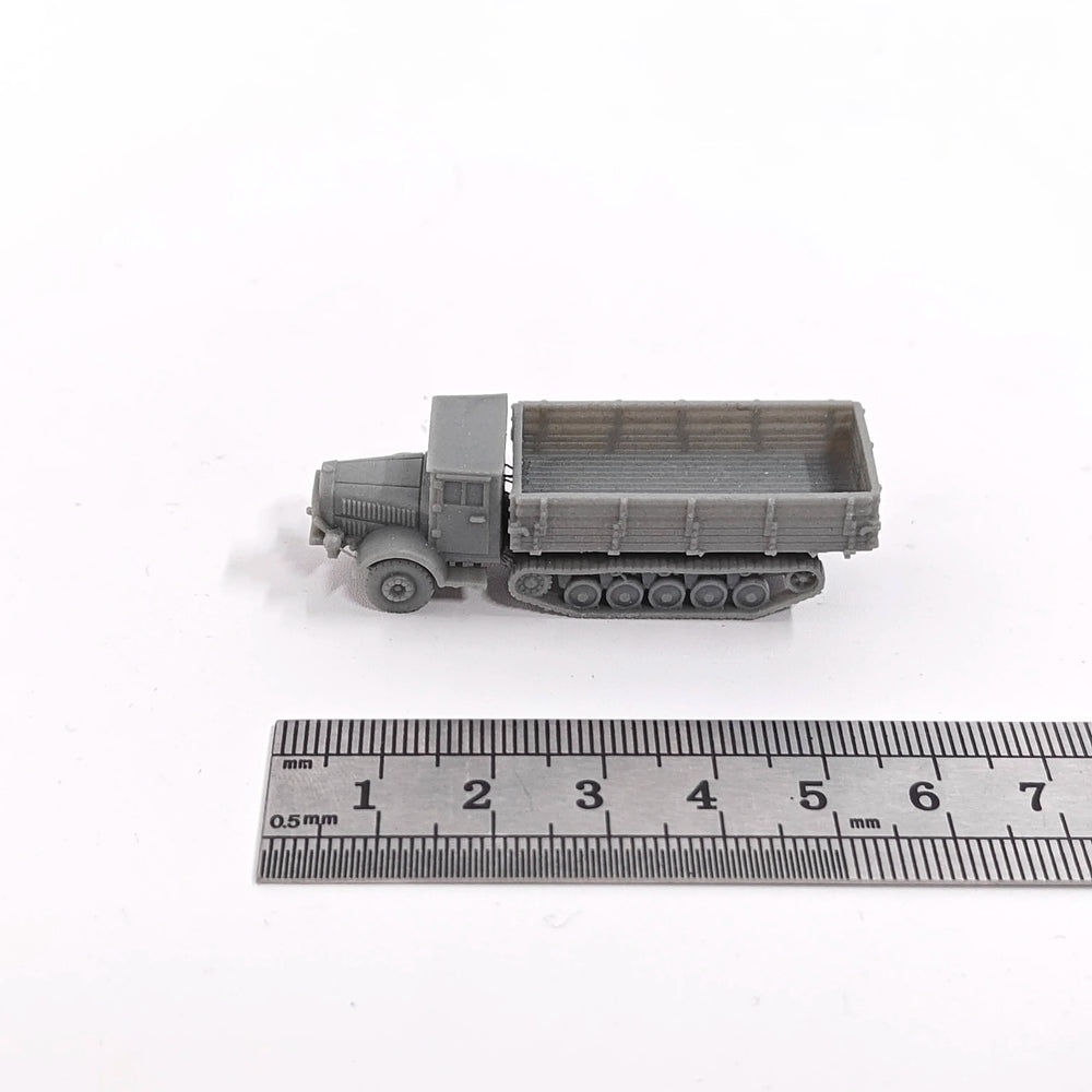 1/144 WWII German L4500R Half-Track, Resin Model Vehicle Kit, Unassembled and Unpainted