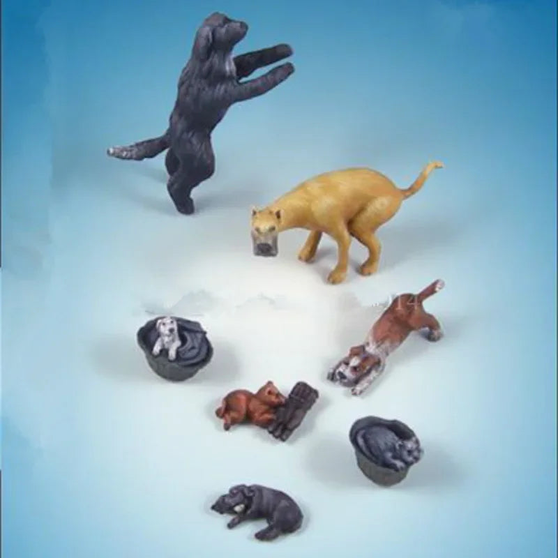 1/35 Animal Figurines, 7 Figures, Resin Model Creature Kit, Wildlife Theme, Unassembled and Unpainted