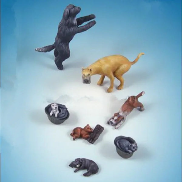 1/35 Animal Figurines, 7 Figures, Resin Model Creature Kit, Wildlife Theme, Unassembled and Unpainted