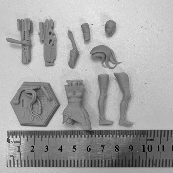 1/24 Female Operative with Dual Assault Rifles, Resin Model Figure Kit, Sci-Fi Theme, Unassembled and Unpainted