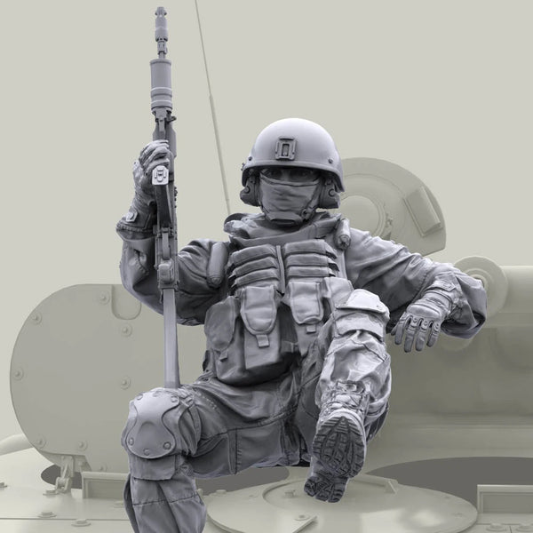 1/35 Modern Special Forces Operator with Mounted Helm, Resin Model Figure Kit, Unassembled and Unpainted