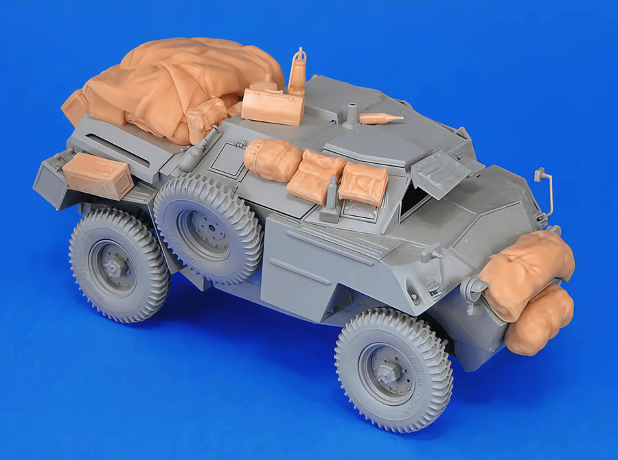 WWII Wheeled Armored Car 4x4 with Stowage 1/35 Resin Vehicle Kit - resin model view 2