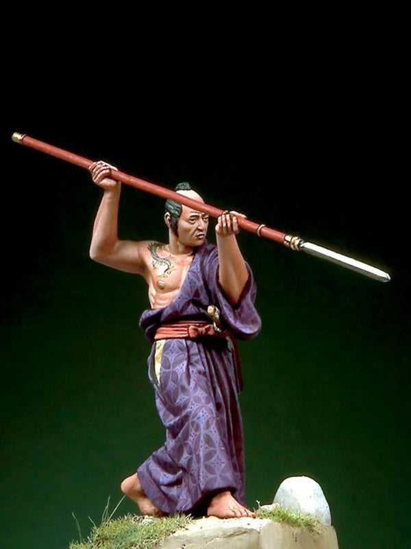 1/32 Medieval Samurai Wielding Naginata in Purple Robes, Resin Model Figure Kit, Unassembled and Unpainted