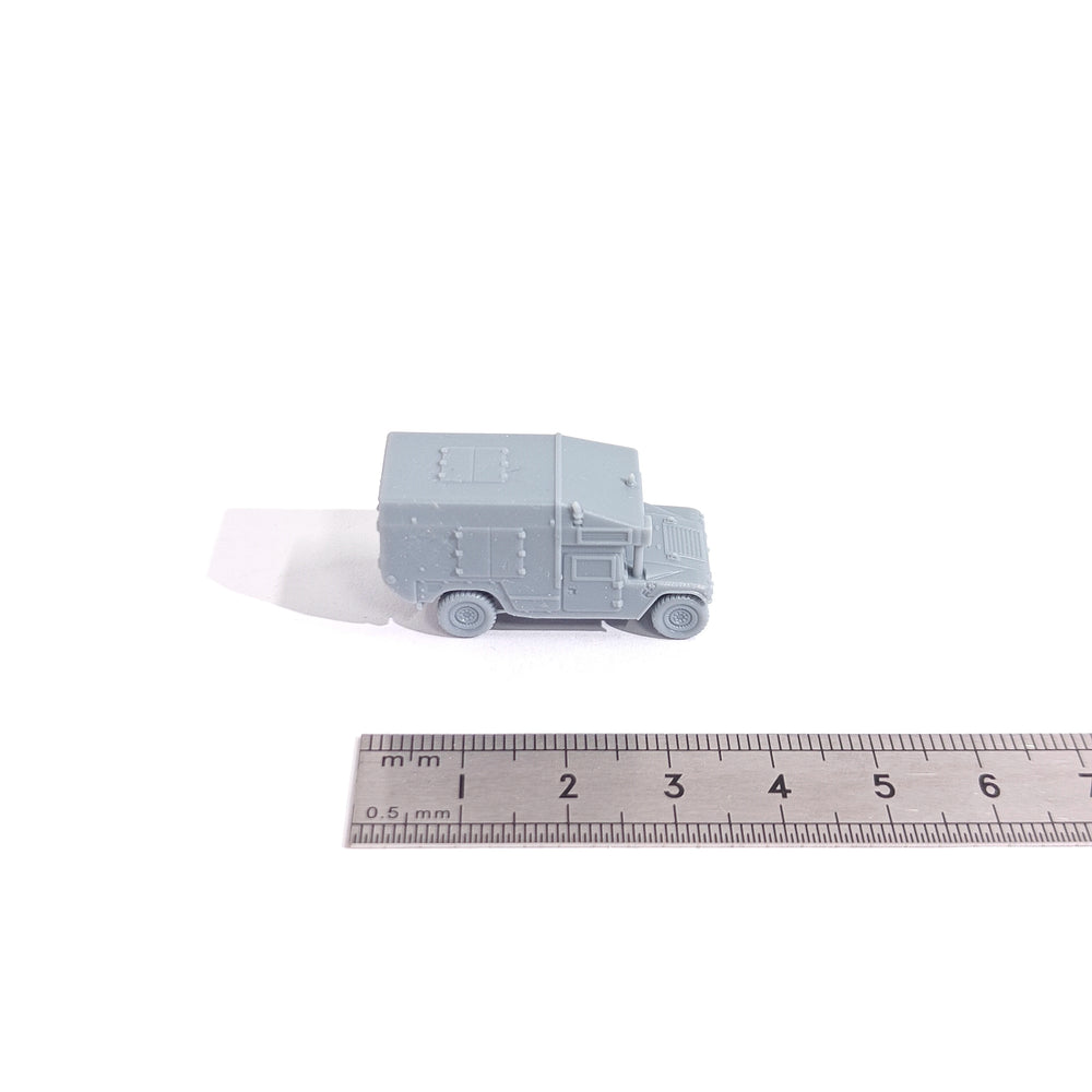 1/144 Modern Humvee Ambulance, Resin Model Vehicle Kit, Unassembled and Unpainted