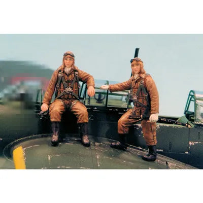 1/48 WWII Aircraft Crew Pilots, 3 Figures, Resin Model Figure Kit, Unassembled and Unpainted