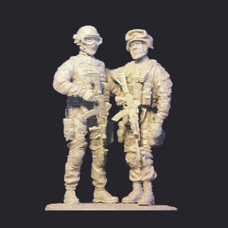 1/35 Modern Infantry with Plate Carrier Vests, 2 Figures, Resin Model Figure Kit, Unassembled and Unpainted