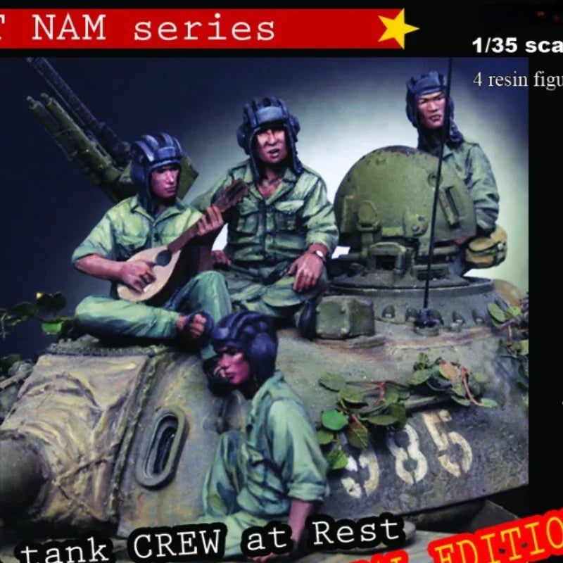 1/35 Vietnam War US Tank Crew at Rest, 4 Figures, Resin Model Figure Kit, Unassembled and Unpainted