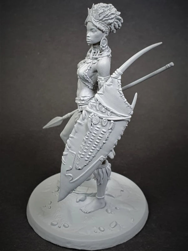 1/24 Ancient Masai Scout with Feline Companion, 2 Figures, Resin Model Figure Kit, Unassembled and Unpainted