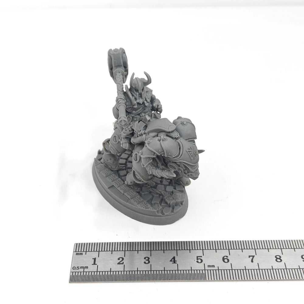 Chaos Warrior on Demonic Beast, Resin Model Figure Kit, Fantasy Theme, Unassembled and Unpainted
