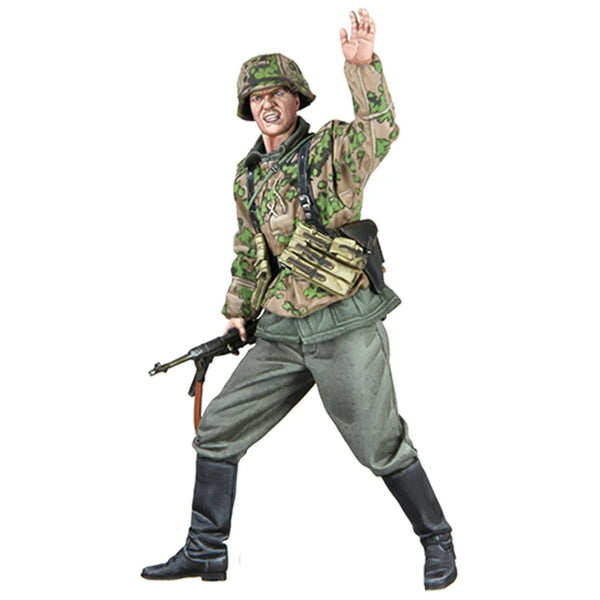 1/16 WWII German Infantryman Signaling, Resin Model Figure Kit, Unassembled and Unpainted