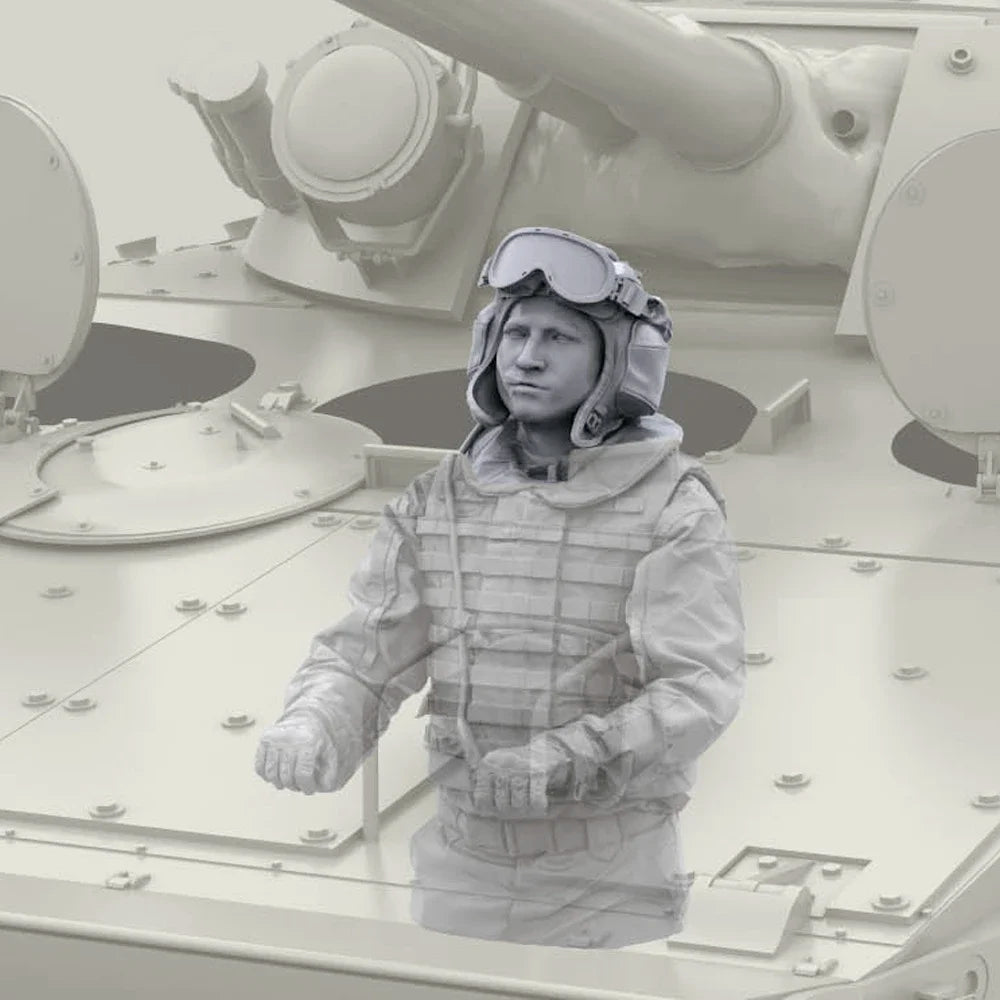 1/35 Modern Russian Armored Vehicle Crew, 2 Figures, Resin Model Figure Kit, Unassembled and Unpainted