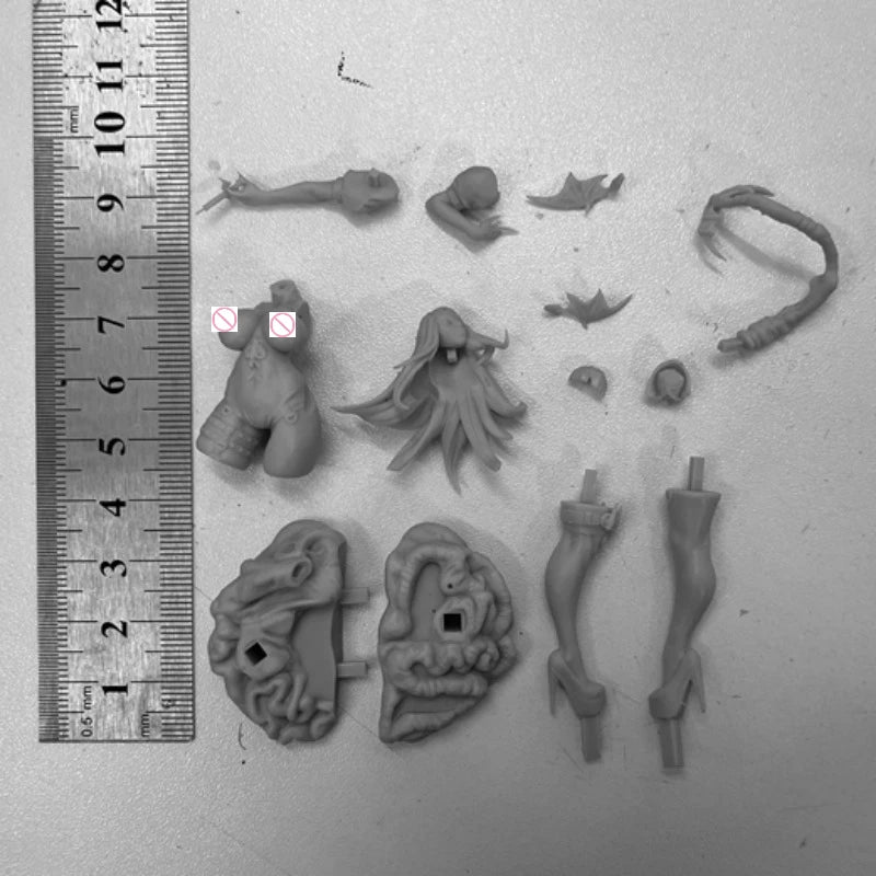 1/24 Horned Demon with Teal Hair and Blue Skin, Resin Model Figure Kit, Unassembled and Unpainted