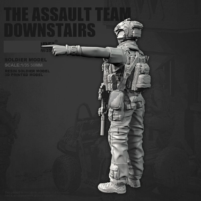 1/35 Modern Female Tactical Operator Pointing, Resin Model Figure Kit, Unassembled and Unpainted
