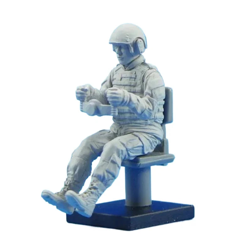 1/35 Modern US AFV Driver, Resin Model Figure Kit, Unassembled and Unpainted