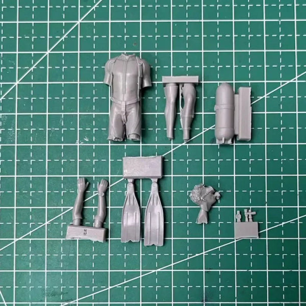1/35 Modern Scuba Diver, Resin Model Figure Kit, Unassembled and Unpainted