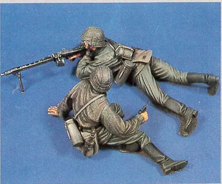 1/16 Female Tactical Operator in Combat Stance, Resin Model Figure Kit, Anime Theme, Unassembled and Unpainted