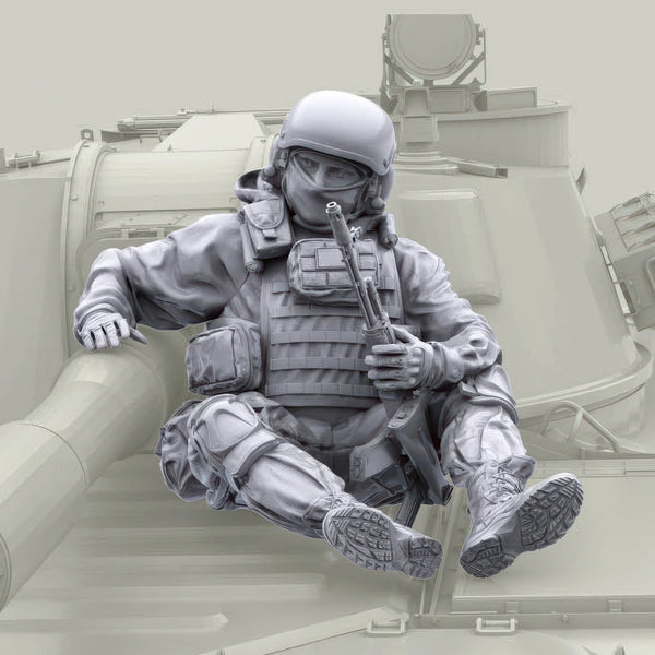 1/35 Modern Artillery Crew Member, Resin Model Figure Kit, Unassembled and Unpainted