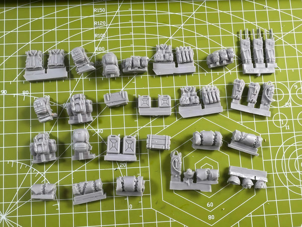WWII Military Gear & Equipment Accessory Sprue Set 1/35 Resin Kit