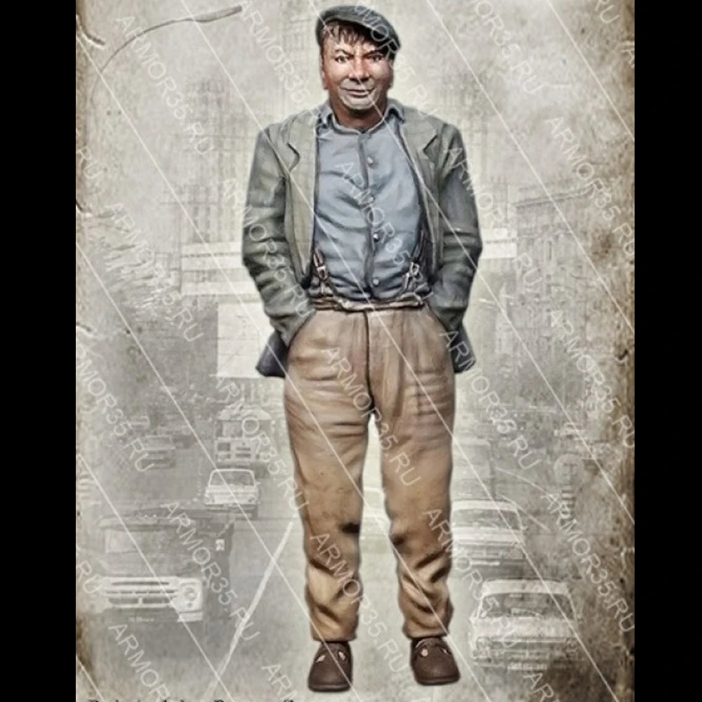 1/35 Cold War Soviet Civilian, Resin Model Figure Kit, Unassembled and Unpainted