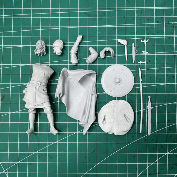 1/24 Medieval Norse Warrior with Spear Across Shoulders, Resin Model Figure Kit, Unassembled and Unpainted