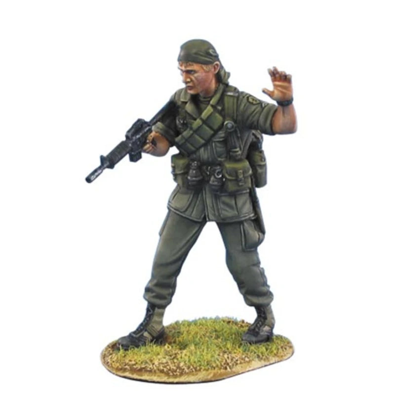 Vietnam War US 25th Infantry Sergeant, Resin Model Figure Kit, Unassembled and Unpainted