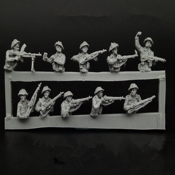1/72 WWI British Infantry Trench Warfare, 10 Figures, Resin Model Diorama Kit, Unassembled and Unpainted