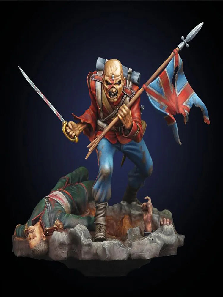 1/24 Blonde Elf Warrior Raising Victory Flag, Resin Model Figure Kit, Fantasy Theme, Unassembled and Unpainted