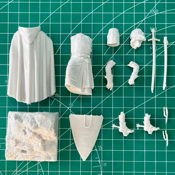 1/24 Medieval Templar Knight Grand Master, Resin Model Figure Kit, Unassembled and Unpainted