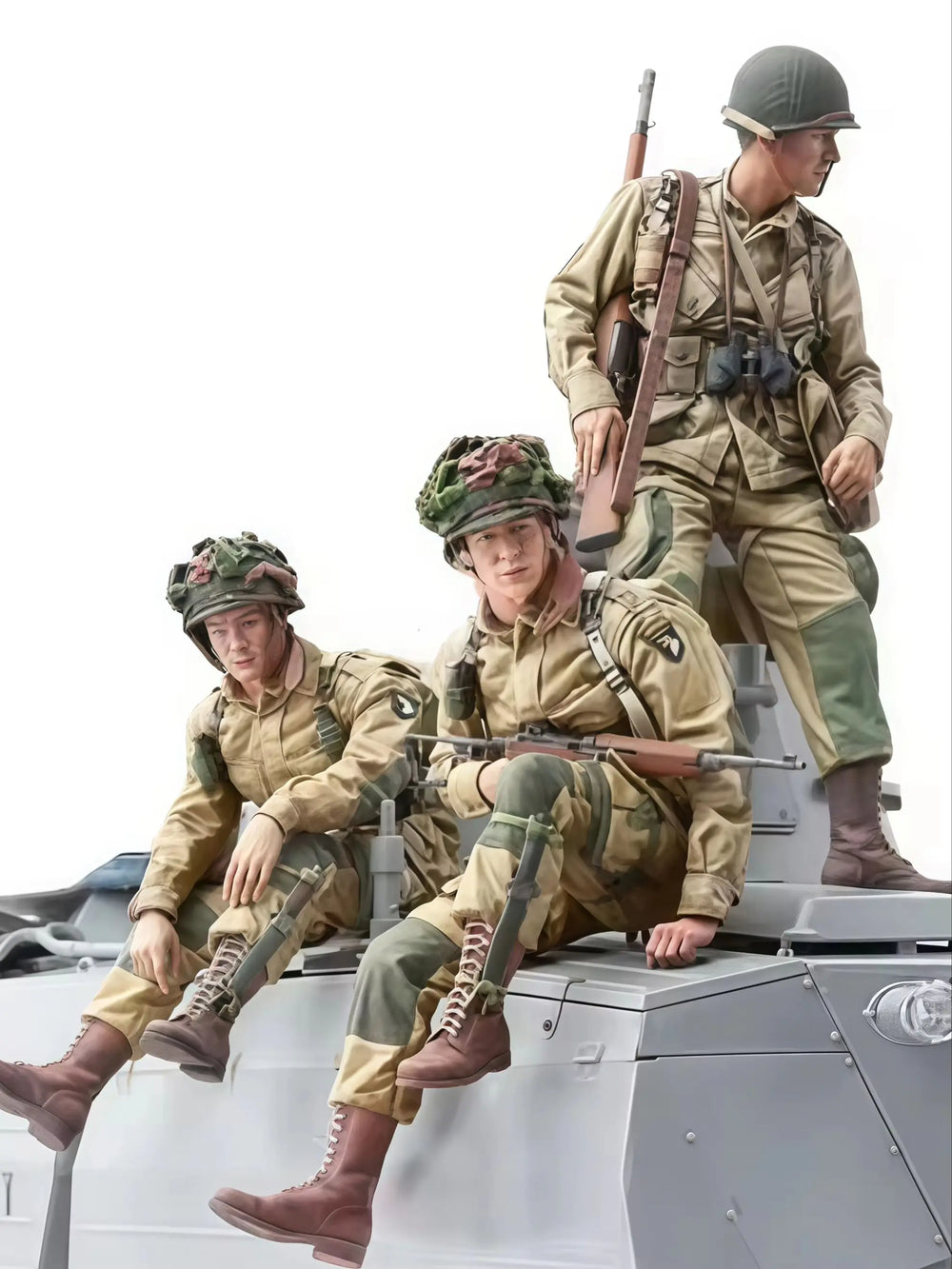 1/16 WWII German Panzer Crew Ready for Battle, 3 Figures, Resin Model Figure Kit, Unassembled and Unpainted