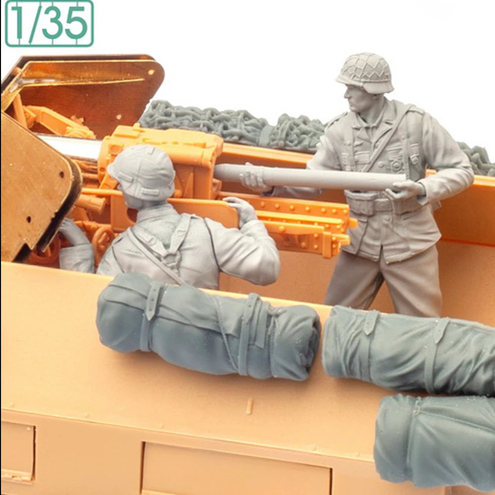 1/35 WWI Artillery Crew with Gun Carriage, 5 Figures, Resin Model Figure Kit, Unassembled and Unpainted